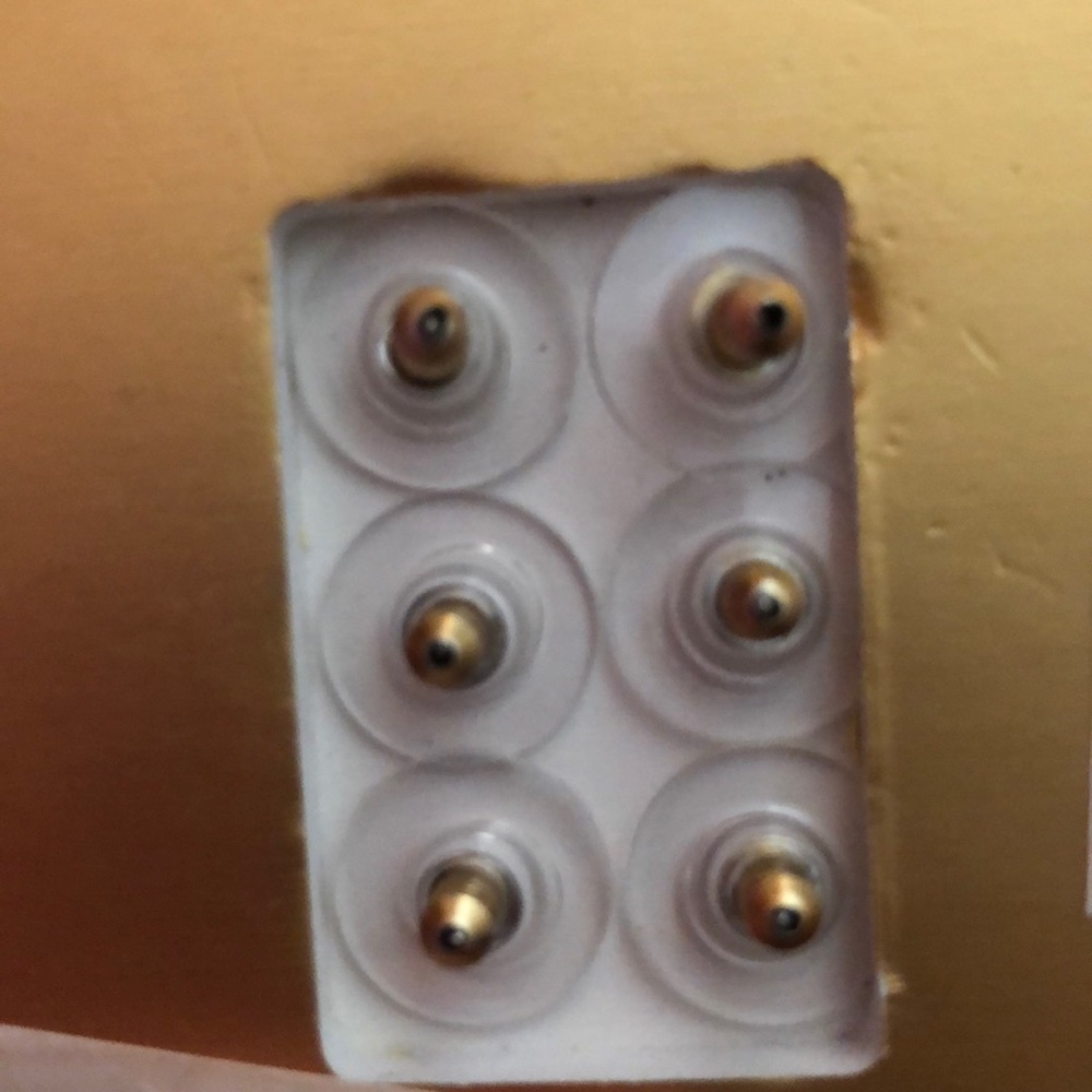 Earring set - Picture 3 of 4